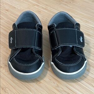 Toddler See Kai Run Black Velcro Casual Sneakers, Size 7